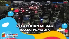 Pelabuhan Merak Ramai...