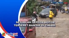 Sejumlah Sepeda Motor...
