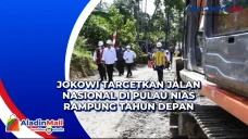 Jokowi Targetkan Jalan...
