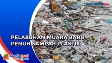 Sampah Plastik Tersebar...