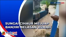 Sungai Cihaur Meluap,...