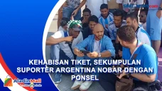 Kehabisan Tiket, Sekumpulan...
