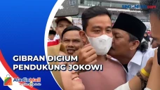 Diserbu Relawan Jokowi...