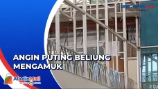 Dinding Musala Sepanjang...