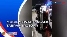 Tabrak Trotoar, Mobil...