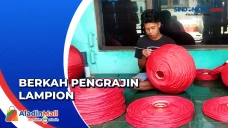 Pengrajin Lampion di...