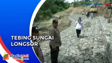 Tebing Sungai di Bojonegoro...