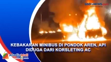 Kebakaran Minibus di...