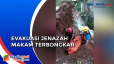 Longsor di Muarasari...