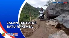 Jalan Tertutup Batu...