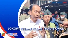 Jokowi Tinjau Pasar...