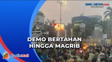 Bertahan hingga Magrib,...