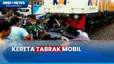 KA Jayabaya Tabrak Mobil...