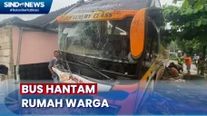 Bus Rombongan Ziarah...