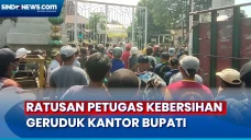 Ratusan Petugas Kebersihan...