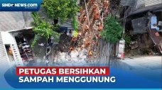Tumpukan Sampah di Proyek...