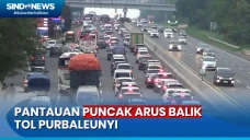 Antrean Kendaraan Padat!...
