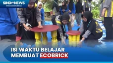 Melihat Keseruan Anak-Anak...