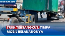 Laka Lantas Truk Tersangkut...