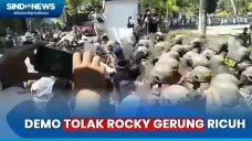 Demo Tolak Rocky Gerung...