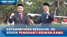 Simbol Peralihan Kekuasaan,...