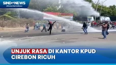 Polisi Kerahkan Water...