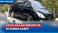 Pengendara Motor Terpental...