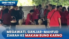 Megawati Ziarah ke Makam...