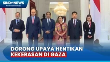Presiden Jokowi Bertemu...