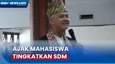 Ganjar Pranowo Beri...