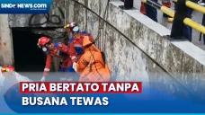 Pria Bertato Tanpa Busana...