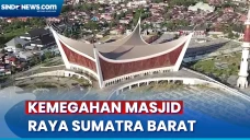 Kemegahan Masjid Raya...