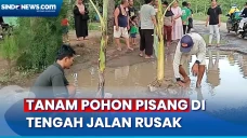 Warga Indramayu Protes...