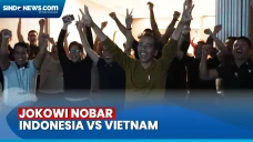 Jokowi Nobar Bareng...