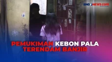 Judul: Hujan Deras,...