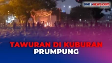 Dua Kelompok Remaja...
