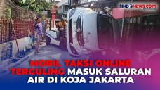 Mobil Taksi Online Masuk...