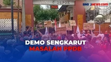 Ratusan Emak-Emak Gelar...