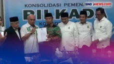 PKB Serahkan SK Dukungan...