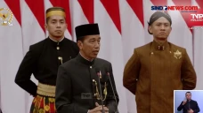 Jokowi Minta Maaf di...