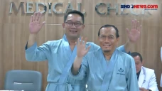 Momen Ridwan Kamil dan...