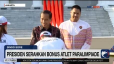 Presiden Jokowi Serahkan...