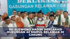 Balas dengan Pantun,...