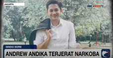 Aktor Andrew Andika...