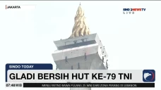 Prajurit Kopassus Rapeling...