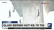 Prajurit Kopassus Rapelling...