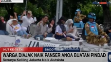 Rayakan HUT TNI, Warga...