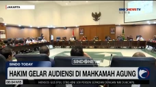 Hakim Cuti Massal, Ruang...