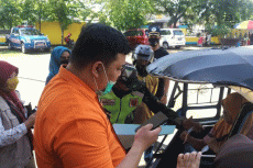 Dinsos Pangkep Pantau...
