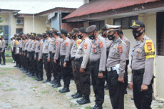 233 Personel Polisi...